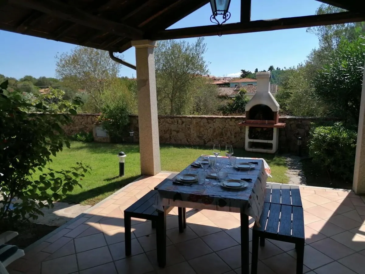 Dom wakacyjny Willa Casa Di Lu - Locazione Turistica- Cin P9517 Olbia Włochy